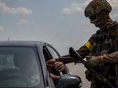 Операция "Мобилизация". Почему в Украине хотят закрепить законом запрет на выезд мужчин за границу