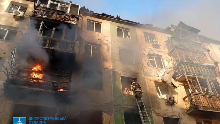 Дом в Павлограде после удара 