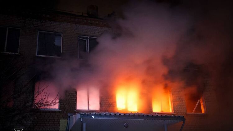 Україна у дні війни. Фото: ДСНС