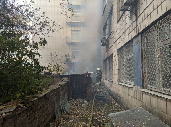 Пожар произошел в киевском институте урологии. Скриншот из фейсбука ГСЧС