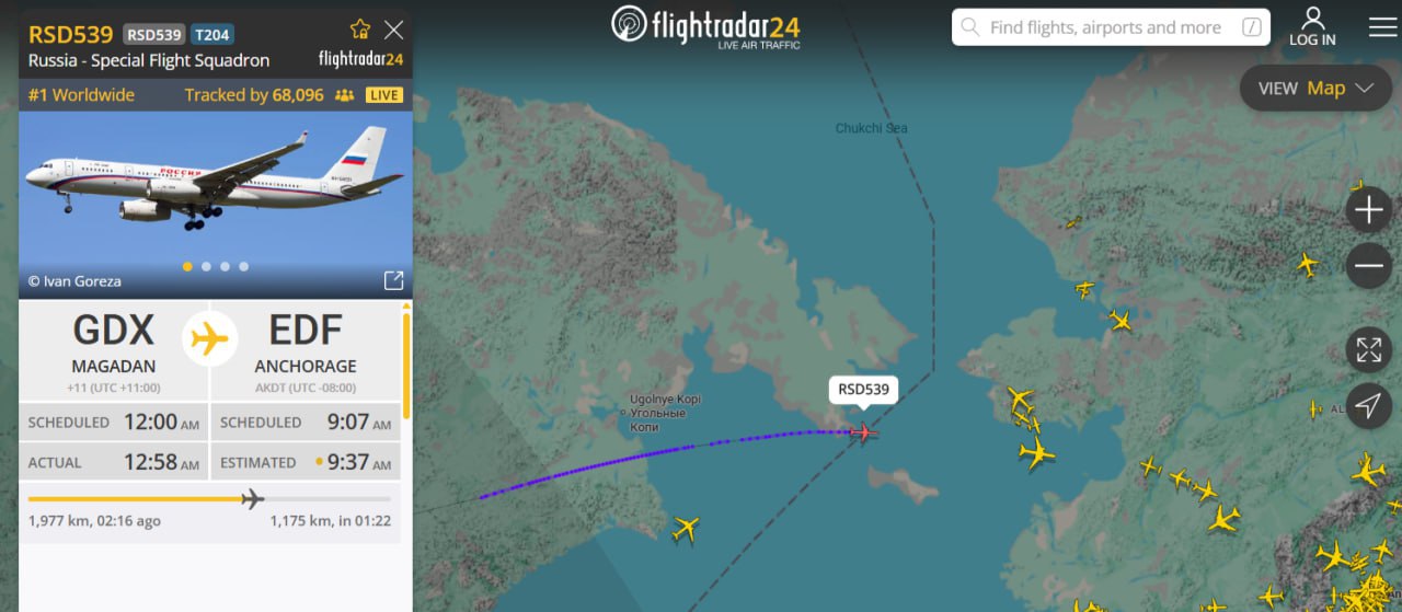 Карта перемещений на flightradar24.com