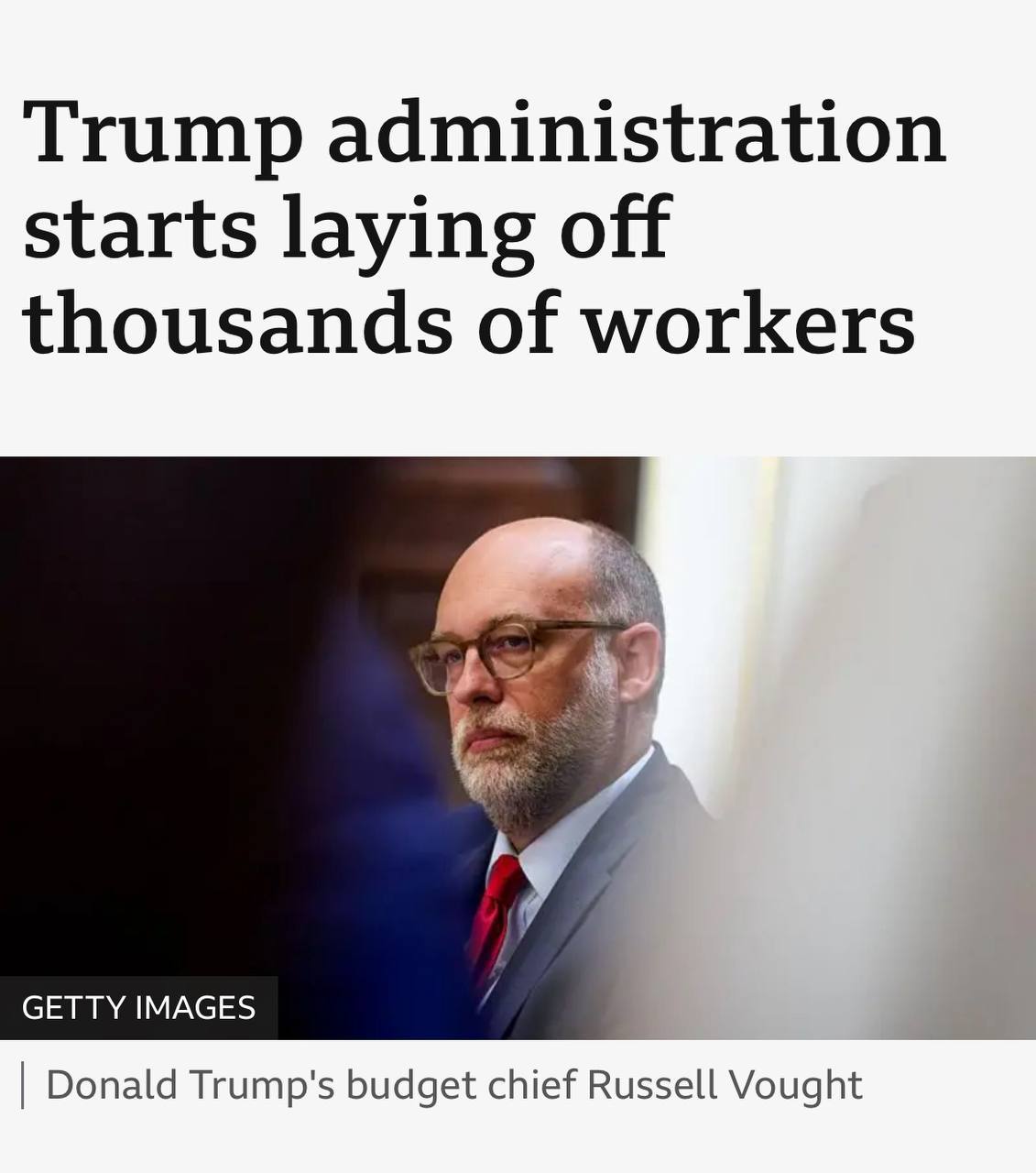 Снимок заголовка на edition.cnn.com - правительство Трампа уволили тысячи людей из Белого дома